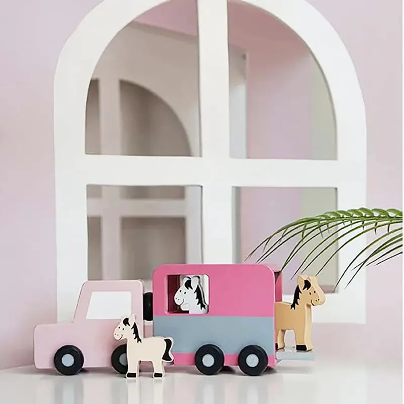 Wooden Horse Trailer Truck